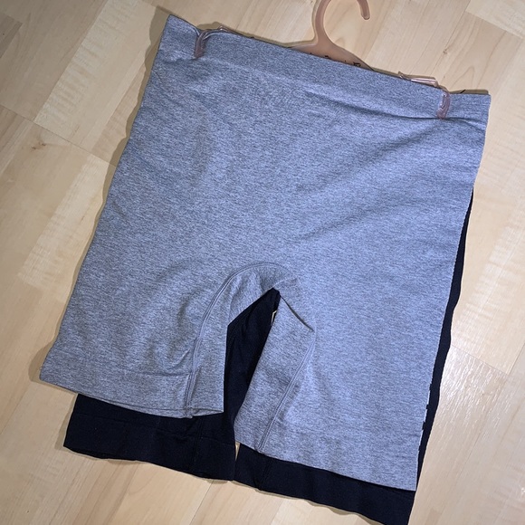 JUICY COUTURE Seamless Shaping Biker shorts 2 pack - Picture 3 of 7